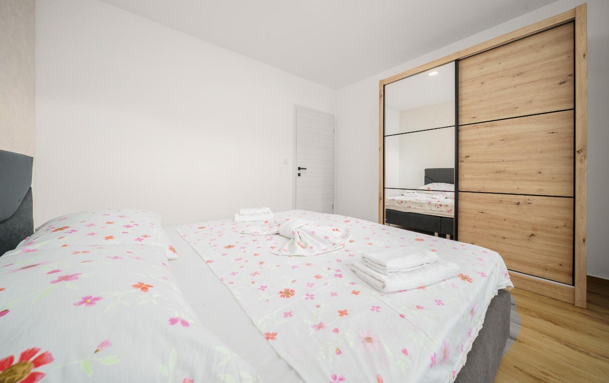 Luxury Apartments-La Dino Maky Vodice Bilik gambar